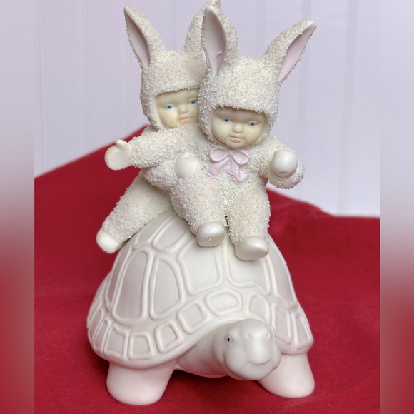 Vintage Snowbabies riding a turtle figurine(1995) - Picture 2 of 12